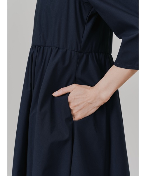 DOLLUPOOPS（ドールアップウップス）の「ショルダータックボリュームスカートワンピース（ワンピース・レディース・ネイビー/ブラック/キャメル・38）」の9枚目の写真