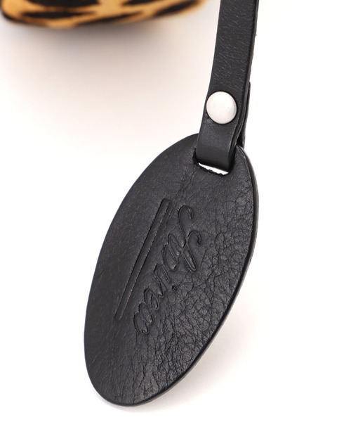 AVIREX（アヴィレックス）の「《直営店限定》LX VARSITY LEATHER HEART CHAIN BAG（ショルダーバッグ・レディース・レオパード/マスタード・F）」の8枚目の写真