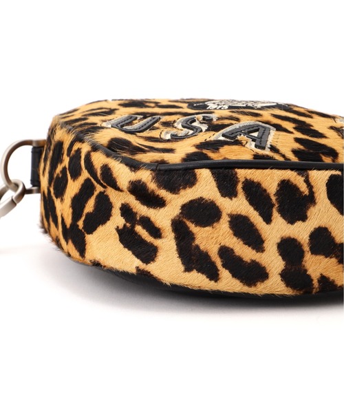 AVIREX（アヴィレックス）の「《直営店限定》LX VARSITY LEATHER HEART CHAIN BAG（ショルダーバッグ・レディース・レオパード/マスタード・F）」の12枚目の写真