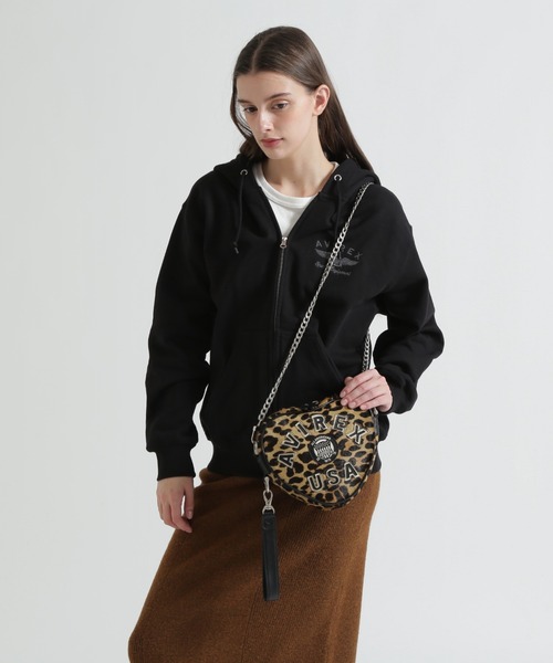AVIREX（アヴィレックス）の「《直営店限定》LX VARSITY LEATHER HEART CHAIN BAG（ショルダーバッグ・レディース・レオパード/マスタード・F）」の14枚目の写真