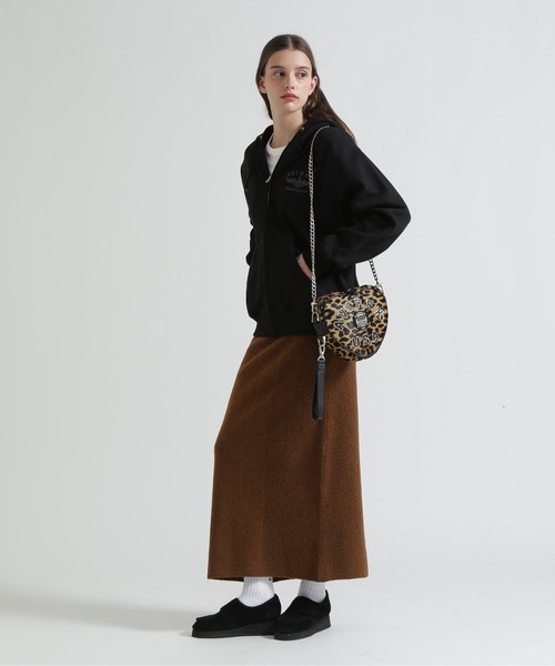 AVIREX（アヴィレックス）の「《直営店限定》LX VARSITY LEATHER HEART CHAIN BAG（ショルダーバッグ・レディース・レオパード/マスタード・F）」の16枚目の写真