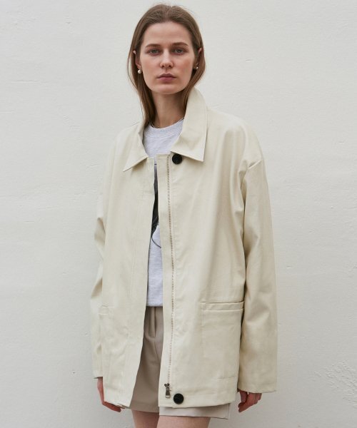 NICK&NICOLE(ニックアンドニコール)の「MID FAUX LEATHER JACKET_CREAM(ライダースジャケット・レディース・その他・FREE)」の3枚目の写真