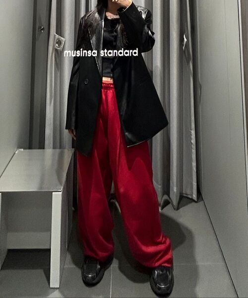 MUSINSA STANDARD WOMAN（ムシンサスタンダードウーマン）の「ウィメンズスラウチショルダーバッグ[ブラック]（ショルダーバッグ・レディース・その他・FREE）」の10枚目の写真