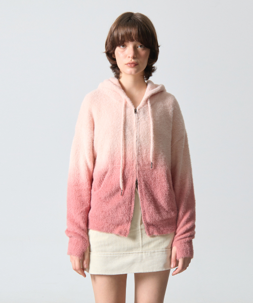 DIMITRI BLACK（ディミトリブラック）の「2WAYエッセンシャルグラデーションヘアリーフードジップアップ_ピンク（ニット/セーター・レディース・その他・SMALL/MEDIUM/LARGE）」の4枚目の写真