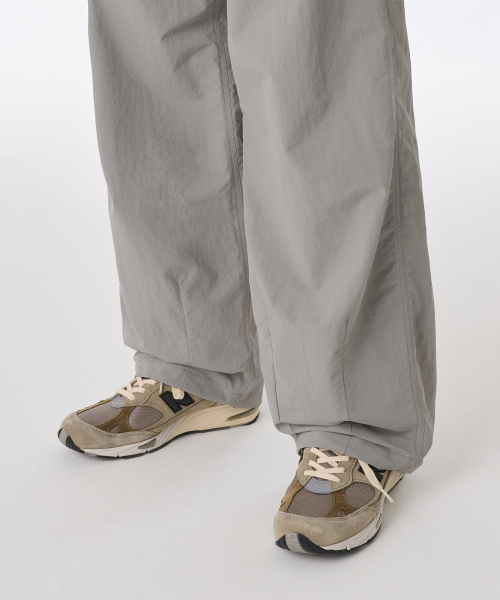 MUSINSA STANDARD（ムシンサスタンダード）の「ナイロンバルーンパンツ [ライトグレー]（その他パンツ・メンズ・その他・40/38/33/26/27/28/29/42/36/34/32/30/31）」の7枚目の写真