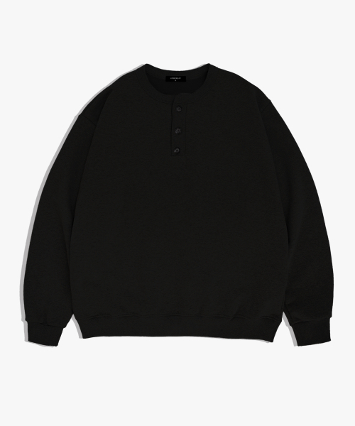 UNDEROFF(アンダーオフ)の「オーバーサイズヘンリーネックスウェットブラック(スウェット・メンズ・ブラック・MEDIUM/LARGE/X-LARGE)」の4枚目の写真