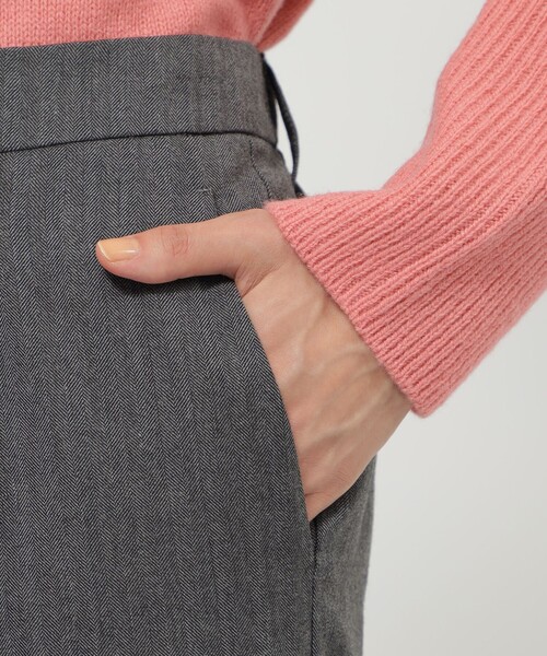 Paul Stuart(ポールスチュアート)の「【WEB・一部店舗限定】ミルドストレッチヘリンボーン パンツ(その他パンツ・レディース・ネイビー/グレー系その他2・4/8/6)」の11枚目の写真