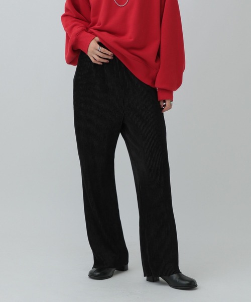 LEPSIM（レプシィム）の「《セルフカット可能》イージープリーツベロアパンツ　611238（その他パンツ・レディース・ブラック/ブラウン/グリーン・FREE）」の2枚目の写真