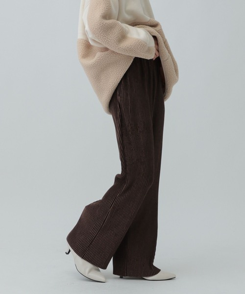 LEPSIM（レプシィム）の「《セルフカット可能》イージープリーツベロアパンツ　611238（その他パンツ・レディース・ブラック/ブラウン/グリーン・FREE）」の12枚目の写真