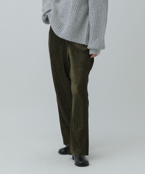 LEPSIM（レプシィム）の「《セルフカット可能》イージープリーツベロアパンツ　611238（その他パンツ・レディース・ブラック/ブラウン/グリーン・FREE）」の18枚目の写真