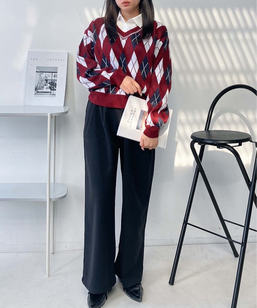 AS KNOW AS plus（アズノゥアズプラス）の「♪シャツドッキング Vネック アーガイル柄ニットプルオーバー（ニット/セーター・レディース・ブラウン系/レッド系/ネイビー系・FREE）」の15枚目の写真