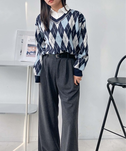 AS KNOW AS plus（アズノゥアズプラス）の「♪シャツドッキング Vネック アーガイル柄ニットプルオーバー（ニット/セーター・レディース・ブラウン系/レッド系/ネイビー系・FREE）」の19枚目の写真