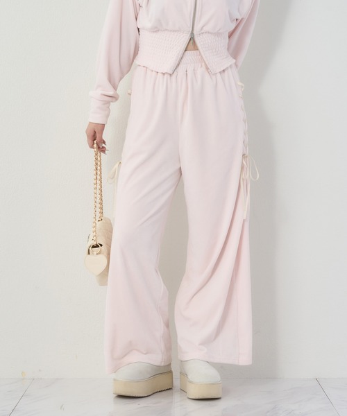 one after another NICE CLAUP（ワンアフターアナザーナイスクラップ）の「セットアップ対応可/レースアップカットパンツ（スウェットパンツ・レディース・サックスブルー/チャコールグレー/アイボリー系/ピンク系・SMALL/MEDIUM）」の4枚目の写真