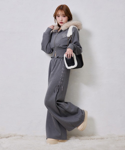 one after another NICE CLAUP（ワンアフターアナザーナイスクラップ）の「セットアップ対応可/レースアップカットパンツ（スウェットパンツ・レディース・サックスブルー/チャコールグレー/アイボリー系/ピンク系・SMALL/MEDIUM）」の19枚目の写真