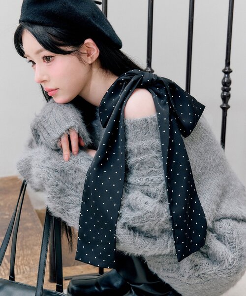 OLIVE des OLIVE（オリーブデオリーブ）の「フワフワケーブルニットワンピ（ワンピース・レディース・ブラック/サックスブルー/オフホワイト/グレー・FREE）」の20枚目の写真