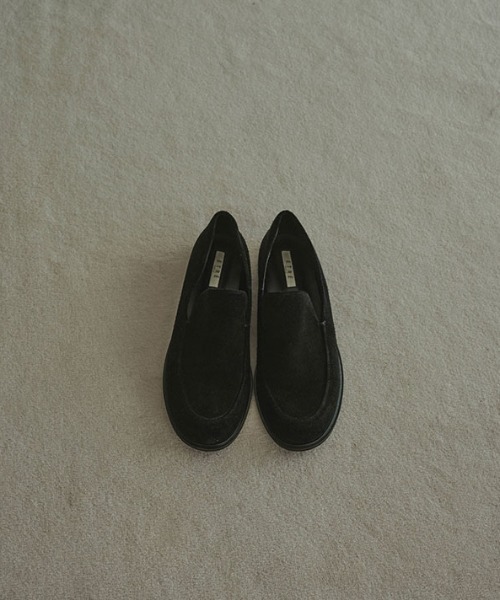 ETRE TOKYO（エトレトウキョウ）の「ボリュームソールコインローファー