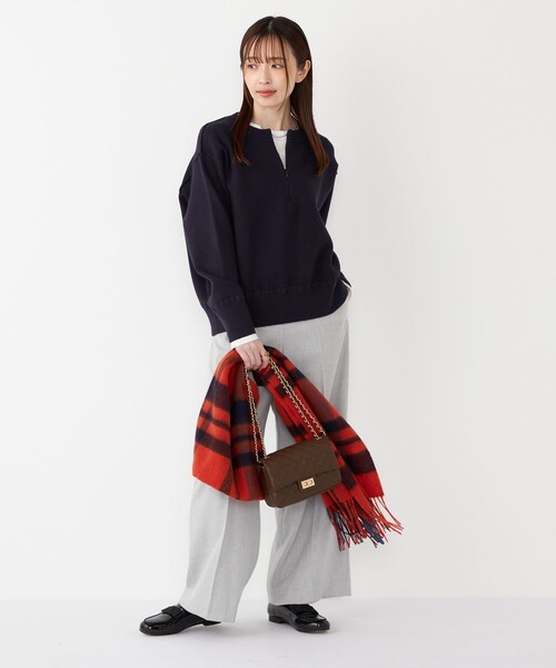SHIPS Colors(シップス カラーズ)の「SHIPS Colors:〈手洗い可能〉フロント ジップ ニット(ニット/セーター・レディース・オフホワイト/ネイビー/キャメル/グレー・ONE SIZE)」の6枚目の写真