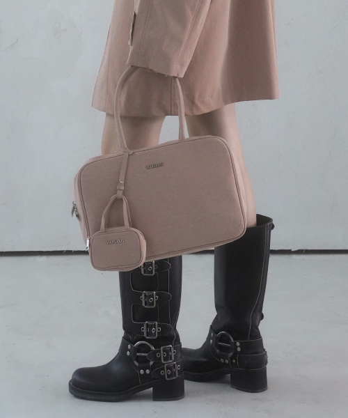Vivacious（ビバシャス）の「Scarlett Square Bag - 5COL（トートバッグ・レディース・ブラック/ピンク/ブラウン/クリアブラック/アイボリー・FREE）」の6枚目の写真