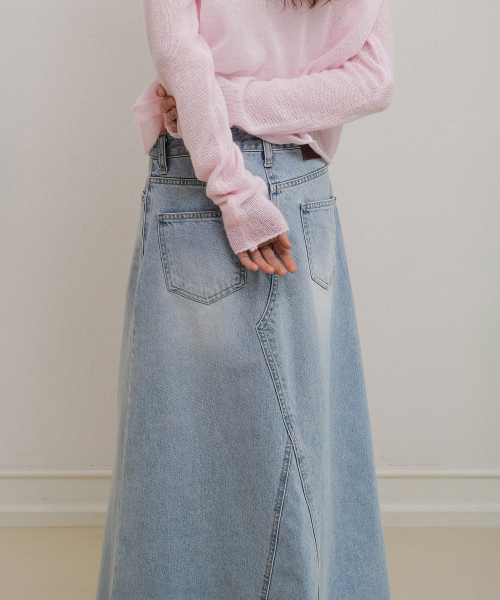ANDNEEDS(アンドニーズ)の「A line denim skirt (blue)(スカート・レディース・その他・MEDIUM/SMALL)」の2枚目の写真