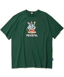 ピースフルラビットグラフィックTシャツ - グリーン