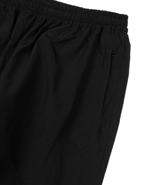 SUNDAY FRUIT MARKET（サンデーフルーツマーケット）の「SUNDAY TRACK PANT BLACK（スウェットパンツ・メンズ・その他・MEDIUM/LARGE）」の3枚目の写真