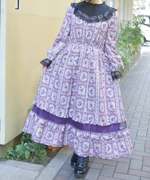 axes femme(アクシーズファム)の「ローズ・ステンドグラスワンピース(ワンピース・レディース・レッド/パープル/ブルー・MEDIUM)」の4枚目の写真