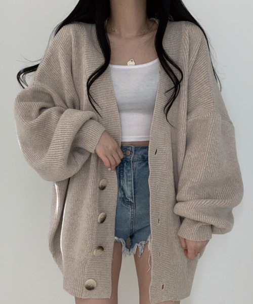 ADDITION STORE（アディションストア）の「【ゆるっと可愛いモテカーデ】Vネック ビッグ カーデ / V-neck big cardigan / asknn（カーディガン/ボレロ・レディース・ベージュ/ブラウン/グレー・FREE）」の6枚目の写真