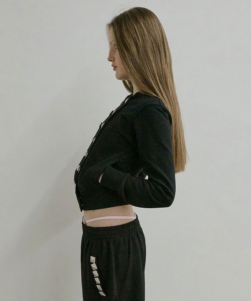 SCULPTOR(スカルプター)の「Napoleon Stud Hoodie(パーカー・レディース・ブラック/ピンク/グレー/エメラルドブルー・SMALL/LARGE/MEDIUM/X-SMALL)」の7枚目の写真