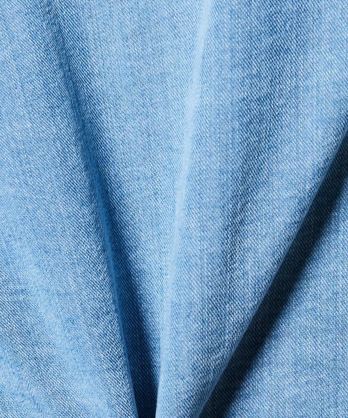 DOUBLE STANDARD CLOTHING(ダブルスタンダードクロージング)の「テンセルデニム クロップドシャツ(シャツ/ブラウス・レディース・ブルー・36/38)」の11枚目の写真