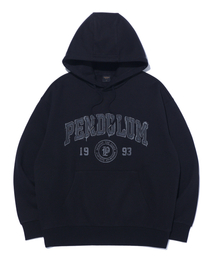 Pendulum（ペンデュラム）の「サークルアーチロゴフードパーカー LP4TU885_BLACK（パーカー）」