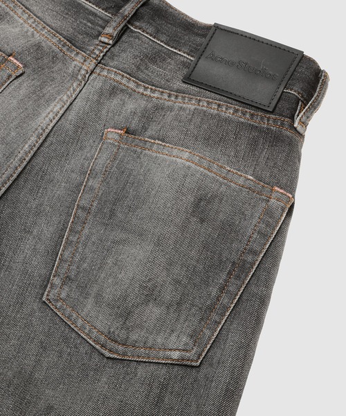 Acne Studios（アクネストゥディオズ）の「Acne Studios 1981 U Black Trafalgar（デニムパンツ・メンズ・ブラック・XS/S）」の6枚目の写真