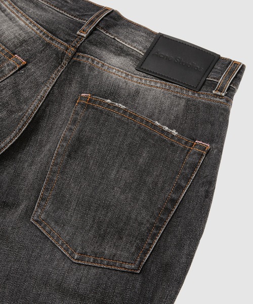 Acne Studios(アクネストゥディオズ)の「Acne Studios 1981 U Black Trafalgar(デニムパンツ・メンズ・ブラック/ブラック系その他・XS/S)」の12枚目の写真