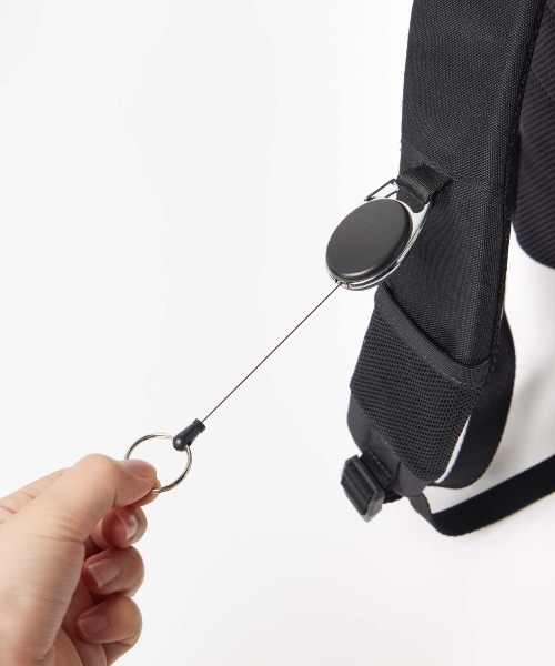 le coq sportif(ルコックスポルティフ)の「バックパック(容量:約23L)(バックパック/リュック・メンズ・ブラック・F)」の7枚目の写真