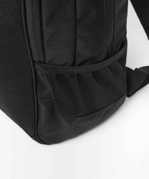 le coq sportif(ルコックスポルティフ)の「バックパック(容量:約23L)(バックパック/リュック・メンズ・ブラック・F)」の8枚目の写真