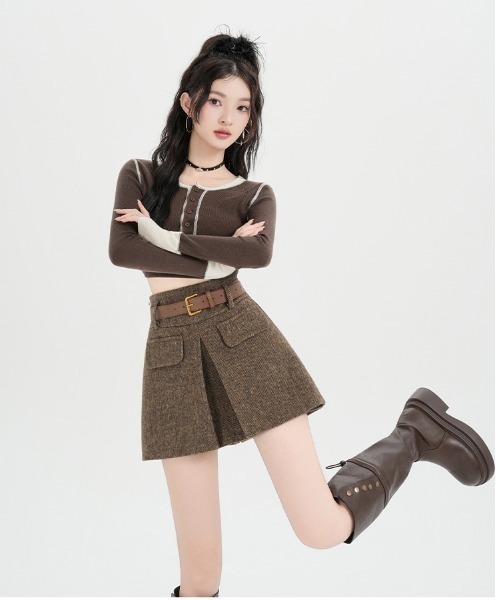 semuse(セミューズ)の「スカート見えウールライクショートパンツ ベルト付き(その他パンツ・レディース・ブラウン/グレー・S/M/L)」の11枚目の写真