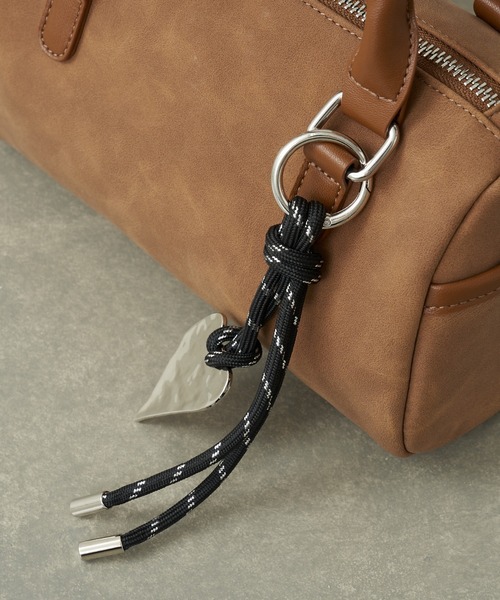 CIAOPANIC TYPY（チャオパニックティピー）の「【オケージョン対応可能】チャーム付きボストンBAG（ショルダーバッグ・レディース・オフホワイト/ブラック/ベージュ・ONE SIZE）」の17枚目の写真