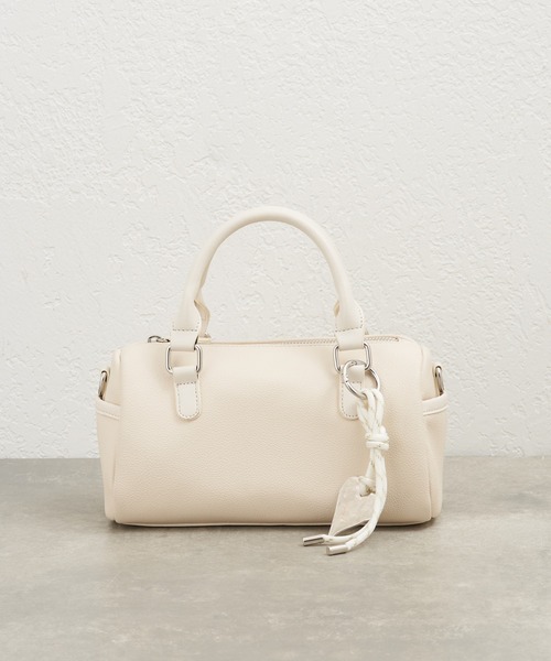 CIAOPANIC TYPY（チャオパニックティピー）の「【オケージョン対応可能】チャーム付きボストンBAG（ショルダーバッグ・レディース・オフホワイト/ブラック/ベージュ・ONE SIZE）」の12枚目の写真