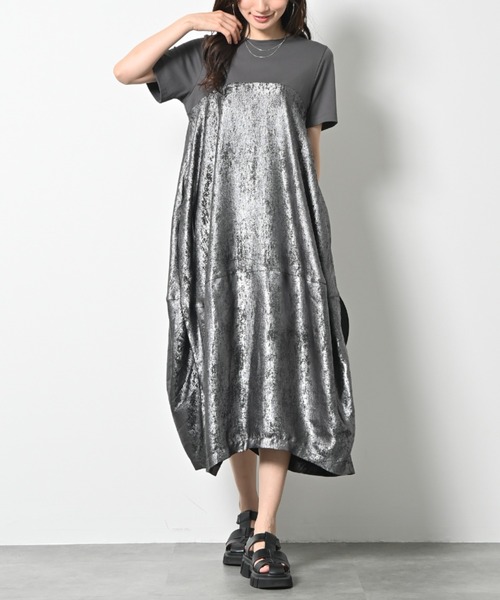aunt lily(アントリリー)の「上品メタリック仕上げ タック切り替えデザイン バルーンワンピース ポケット コクーン(ワンピース・レディース・グレー/ブラック・S/L/LL/M)」の7枚目の写真