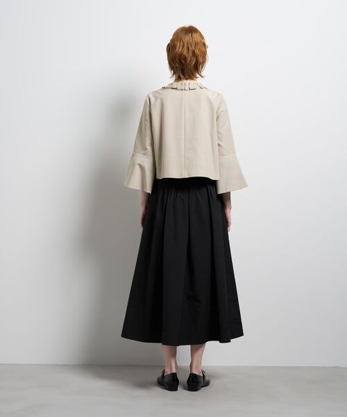 LANVIN en Bleu(ランバンオンブルー)の「グログランノーカラージャケット(テーラードジャケット・レディース・ブラック/ベージュ・38/36)」の5枚目の写真