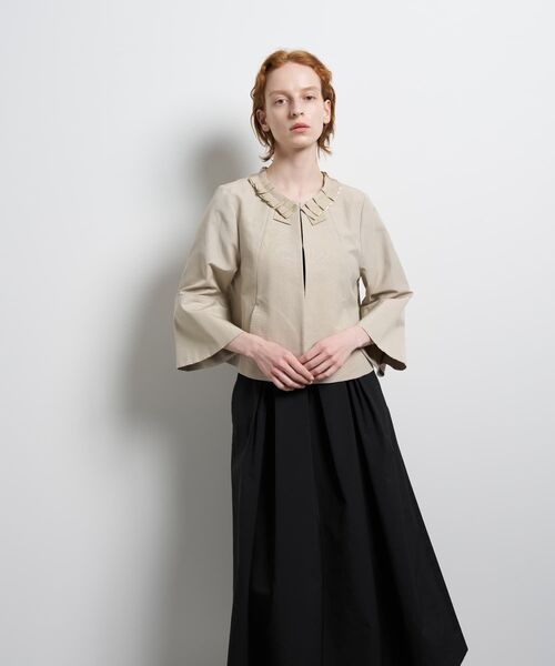 LANVIN en Bleu(ランバンオンブルー)の「グログランノーカラージャケット(テーラードジャケット・レディース・ブラック/ベージュ・38/36)」の6枚目の写真