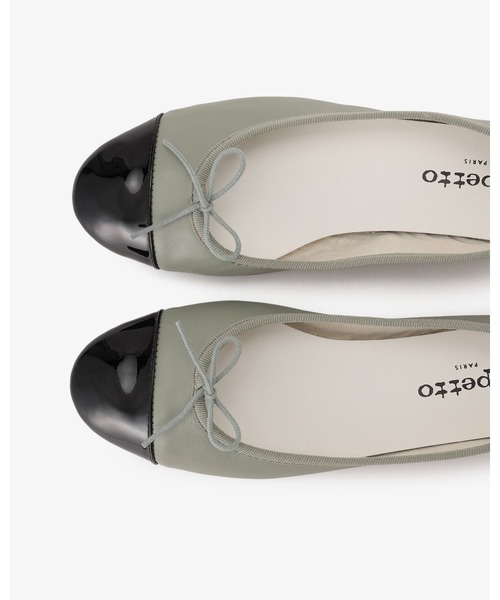 Repetto(レペット)の「Flora バレエフラット - ラバーソール - EUサイズ / V4254VVE(バレエシューズ・レディース・セージグリーン・38.5/38/37.5/37/36.5/36)」の4枚目の写真