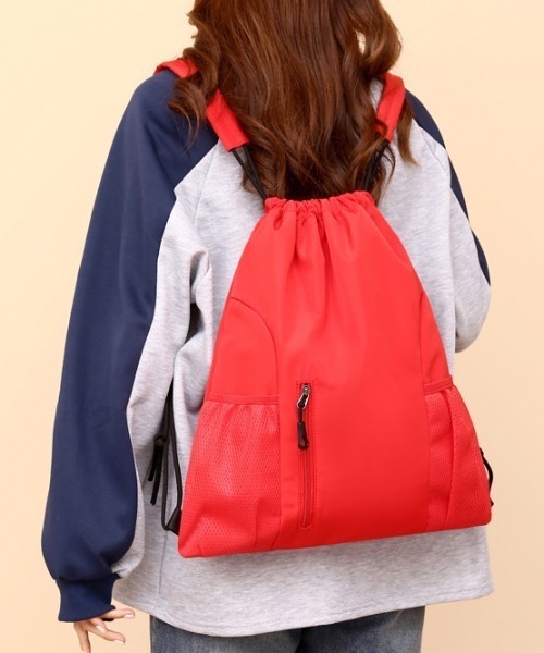 SHEPP(シープ)の「バンジーコード ゴープコア ナイロンバッグ ナップサック(バックパック/リュック・メンズ・レッド/グリーン/ネイビー/ブラック/グレー・F)」の12枚目の写真
