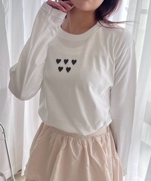 etta(エタ)の「ハート柄デザインロンT/長袖Tシャツ(Tシャツ/カットソー・レディース・B/A・MEDIUM)」の2枚目の写真