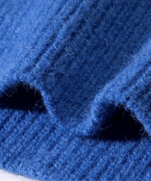 U:UME（ユーム）の「Abstract Blue Motif Sweater（ニット/セーター・メンズ・ブルー・LARGE/MEDIUM/SMALL/X-LARGE）」の6枚目の写真