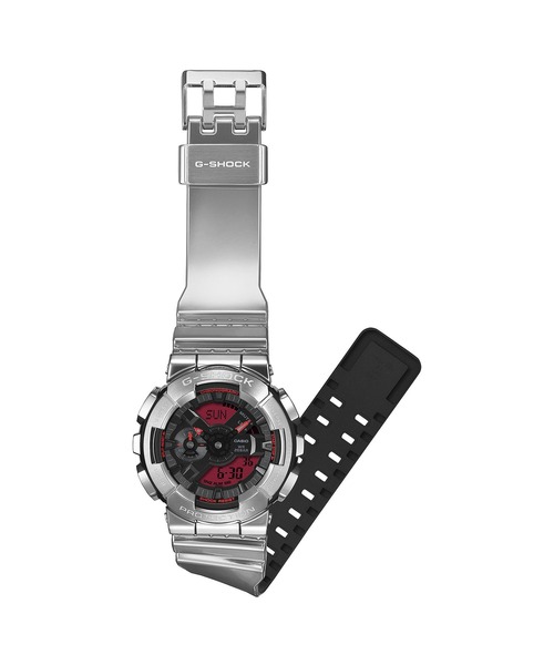 G-SHOCK(ジーショック)の「FINE METALLIC SERIES / GM-110YRA-8AJF(アナログ腕時計・メンズ・シルバー・FREE)」の2枚目の写真