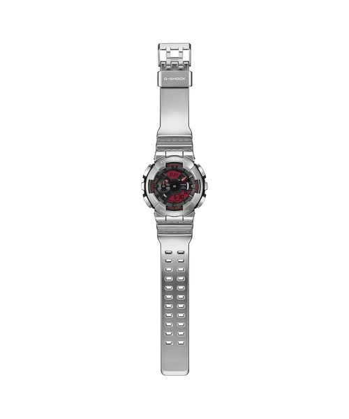 G-SHOCK(ジーショック)の「FINE METALLIC SERIES / GM-110YRA-8AJF(アナログ腕時計・メンズ・シルバー・FREE)」の3枚目の写真