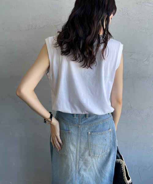 HANES（ヘインズ）の「【WEB先行予約】[HANES/ヘインズ] 2P FOR HER ジャパンフィット ノースリーブパックTシャツ(アソート)（タンクトップ・レディース・ホワイト×ブラック・L/M）」の12枚目の写真