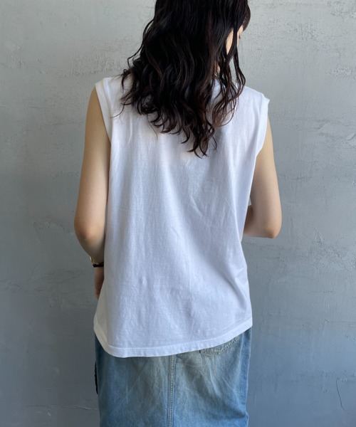 HANES（ヘインズ）の「【WEB先行予約】[HANES/ヘインズ] 2P FOR HER ジャパンフィット ノースリーブパックTシャツ(アソート)（タンクトップ・レディース・ホワイト×ブラック・L/M）」の19枚目の写真