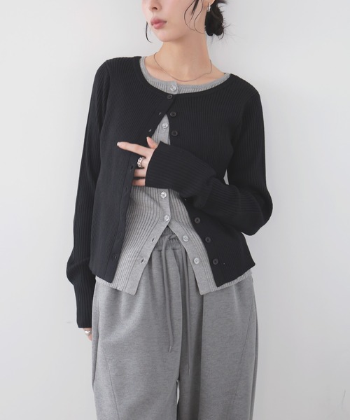 LIAN(リアン)の「バイカラーリブニットカーデ(カーディガン/ボレロ・レディース・グレー/ベージュ/ブラウン/ブラック・FREE)」の2枚目の写真