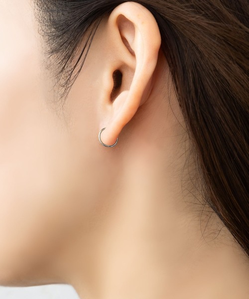 Cream dot.（クリームドット）の「【サージカルステンレス】つけっぱなしOK♪両耳セットの1mm幅ステンレスフープピアス（ピアス（両耳用）・レディース・ゴールド/シルバー・#11/#8/#9/#7/#6/#12/#10）」の12枚目の写真